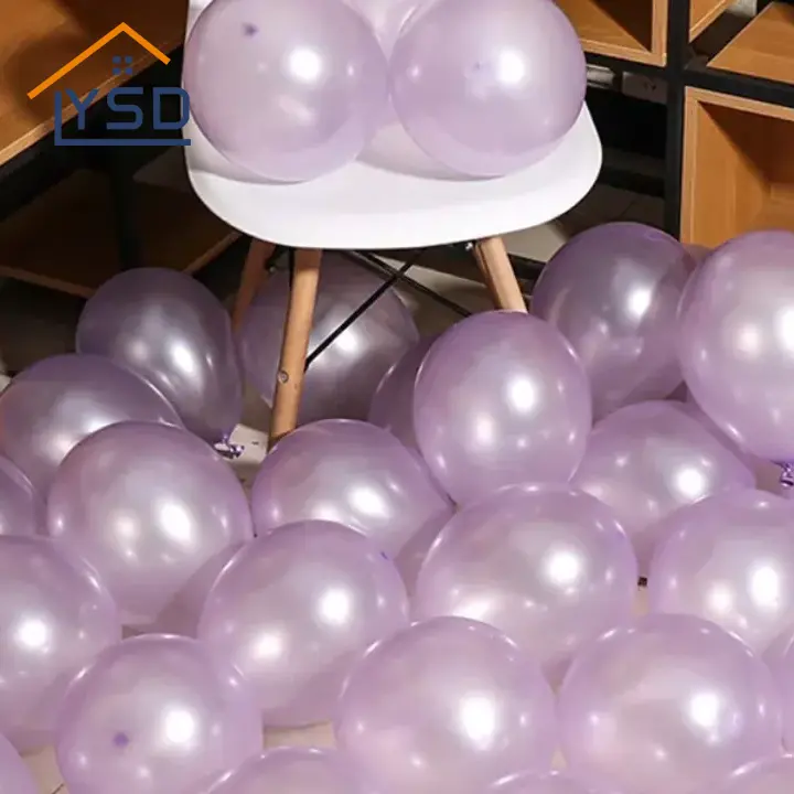 Gyöngyházfényű latex léggömbök